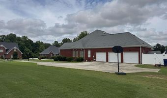 2032 Red Oak Ln NE, Arab, AL 35016