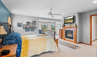 1413 27th St NW, Austin, MN 55912