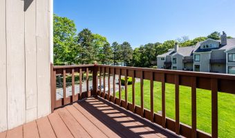 17 Ships Way, Bourne, MA 02532