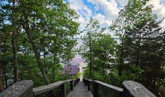 498 Delta Ln, Big Sandy, TN 38221