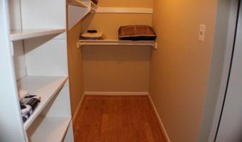 2500 N VAN DORN St 316, Alexandria, VA 22302