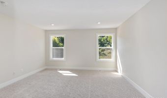 8344 Kettle Oak Dr SE, Alto, MI 49302