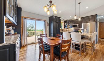 1006 24th Ave NW, Austin, MN 55912
