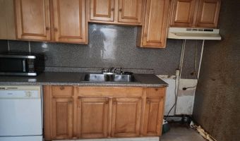 204 N Morris Ave, Atlantic City, NJ 08401