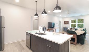 240 Martha Dr, Athens, GA 30606