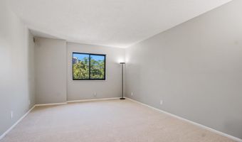 5904 MOUNT EAGLE Dr 711, Alexandria, VA 22303