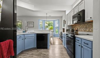 62 Coburn Dr W, Bluffton, SC 29909