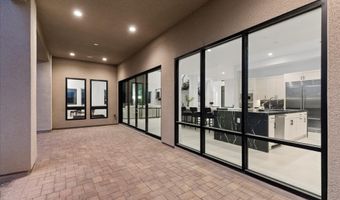 4814 Shady Ridge Dr, Las Vegas, NV 89135