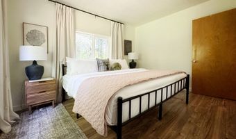 23610 E GUMJUWAC Rd, Brightwood, OR 97011