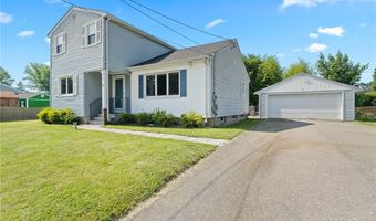 10 Philips Ave, Middletown, RI 02842