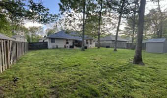 1025 Nickolas St, Aurora, MO 65605