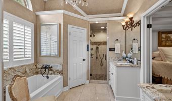 111 Hanging Moss Dr, Benton, LA 71006