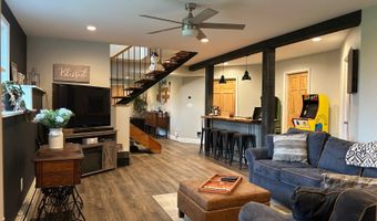 123 Stairs Rd, Amsterdam, NY 12010