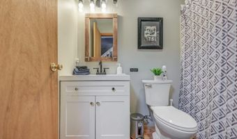 238 King Arthur Rd, Blakeslee, PA 18610