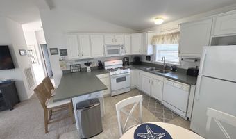 344 PINE CONE Dr, Berlin, MD 21811