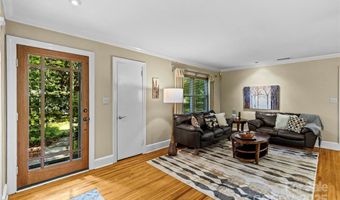 1460 Medford Dr, Charlotte, NC 28205