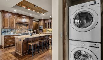 363 SW Bluff Dr 409, Bend, OR 97702