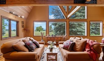 1160 Swan Horseshoe Dr, Bigfork, MT 59911