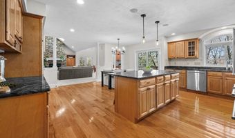 10 Fatima Dr, Ashland, MA 01721