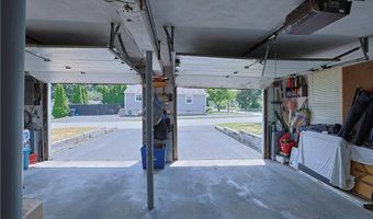 184 Vallette St, Cranston, RI 02920