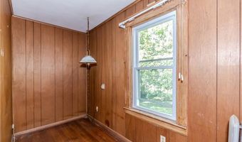 15 Kent Pl, Cranston, RI 02905