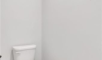 313 Rolling Green Rd, Adairsville, GA 30103