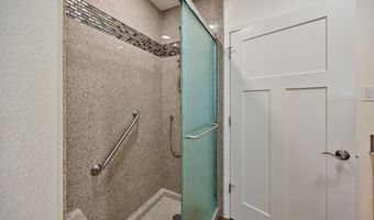 815 Boulder Creek Ln, Ashland, OR 97520
