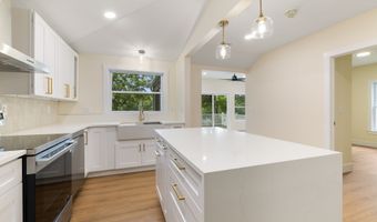 145 Lakeview Dr, Colchester, CT 06415