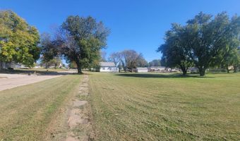 1213-1221 9th St, Auburn, NE 68305