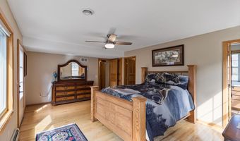 1342 Stagecoach Trl S, Afton, MN 55001