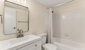 4500 S FOUR MILE RUN Dr 623, Arlington, VA 22204