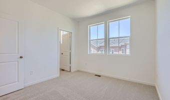 2004 S Haleyville Way, Aurora, CO 80018