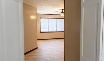 1058 S Berwick Ave, Basile, LA 70515