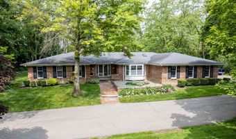 144 Barton North Dr, Ann Arbor, MI 48105