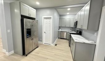 29 W 26TH St, Bayonne, NJ 07002