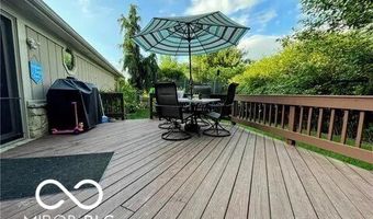 263 Queensway Dr, Avon, IN 46123