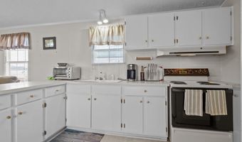 204 Winston Ave, Atlantic Beach, NC 28512