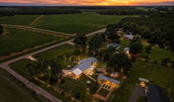3791 Robinsonville Rd, Atmore, AL 36502