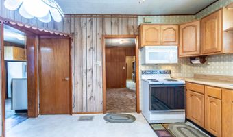 12 Alvina St, Batesville, IN 47006