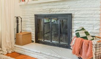 18 Hillcrest Ter, Bayonne, NJ 07035