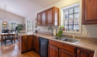 119 ELLIS Rd, Basye, VA 22810