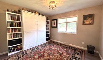 2326 SE Crystal Ave, Aberdeen, SD 57401