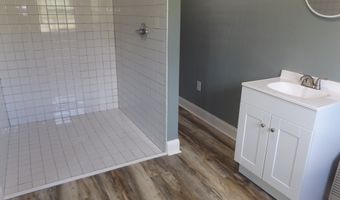 242 Country Rd, Austinville, VA 24312