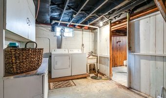 1042 Hartshorn St, Alliance, OH 44601