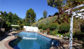 5920 Carell Ave, Agoura Hills, CA 91301