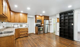 767 George Washington Tpke, Burlington, CT 06013