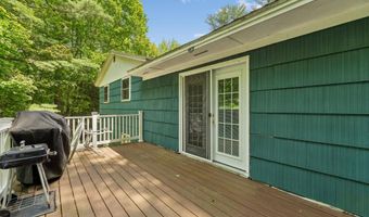 10 Ridgewood Dr, Augusta, ME 04330