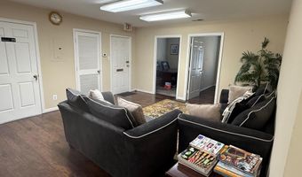 4326 EVERGREEN Ln SUITE D, Annandale, VA 22003