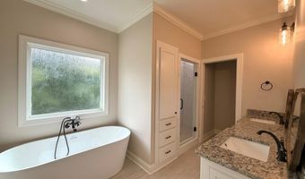 2702 Thomas St, Adel, GA 31620