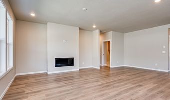 758 NW 28TH St, Battle Ground, WA 98604
